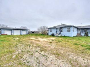 775 County Road 404, Taylor, TX 76574