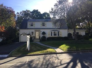 12 Garthwaite Ter, Maplewood, NJ 07040