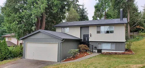 1601 NE 189th St Photo 1 1601 NE 189th St Photo 1
