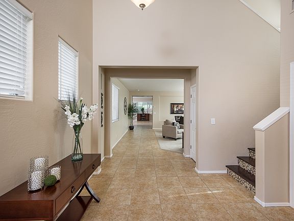 2nd image of 2211 W Via Caballo Blanco