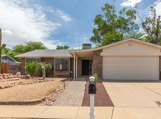8402 E Ruby Dr, Tucson, AZ 85730