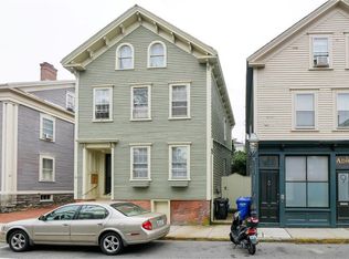 92 Spring St, Newport, RI 02840