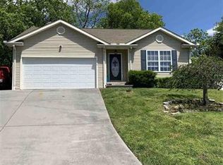534 Delores Dr, Dandridge, TN 37725