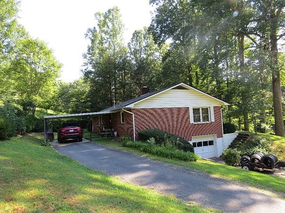 2nd image of 80 Towe Ln