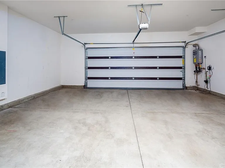 479 Marc Pl — Photo 19