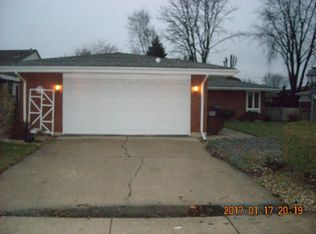 5480 Adeline Pl, Oak Forest, IL 60452