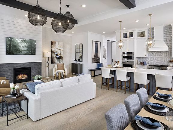 The Harwin - Living Room
