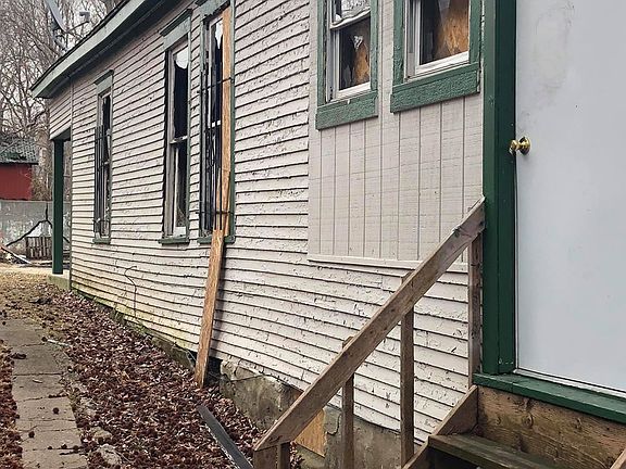 4th image of 2604 Norton Ave