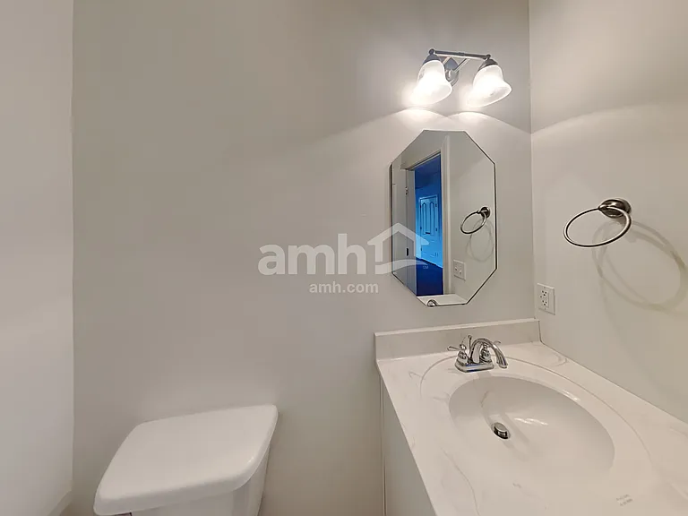 878 Daybreak Dr — Photo 8