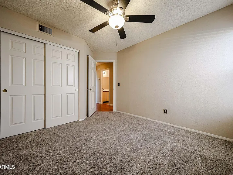 3305 E Wildwood Dr — Photo 20