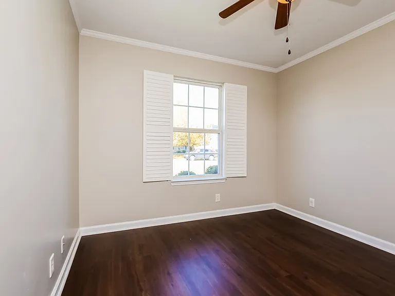 1179 Everton Dr — Photo 12