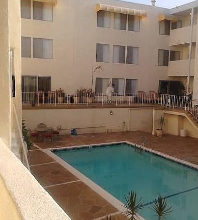 3rd image of 17440 Burbank Blvd APT 304