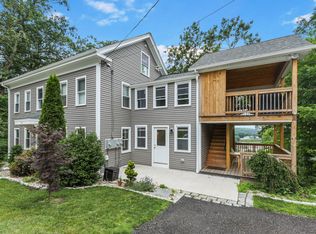 28 Prospect St APT 1, Putnam, CT 06260