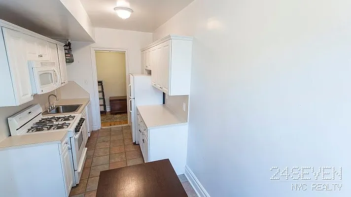 Rented by 24 7 NYC Realty Inc. | media 43