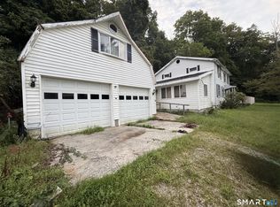 34 Gaylord Rd, Gaylordsville, CT 06755