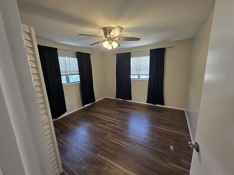 145 Pinellas Way N #7 — Photo 9