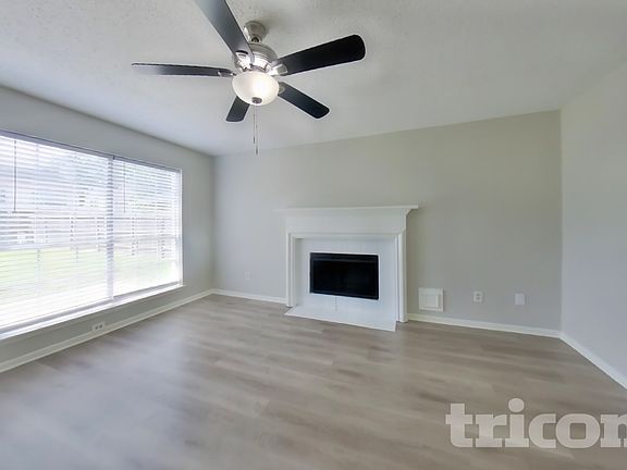 3rd image of 3115 Granite Lake Dr