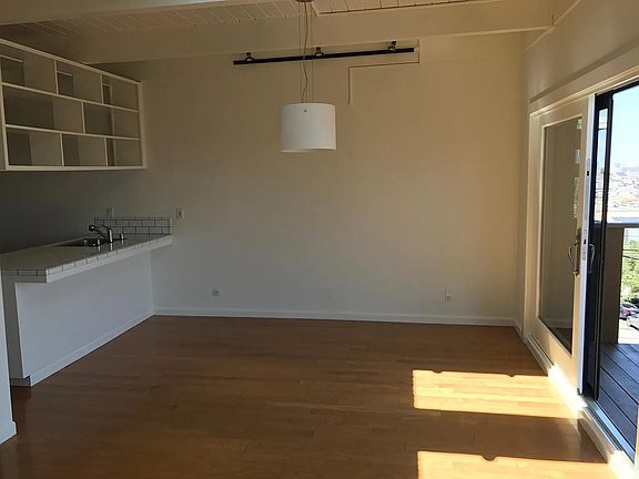 4th image of 1414 Noe St
