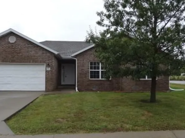 800 Birch St, Butler, MO 64730