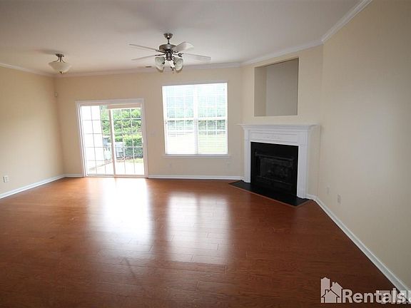 4th image of 3733 Ramblewood Ave