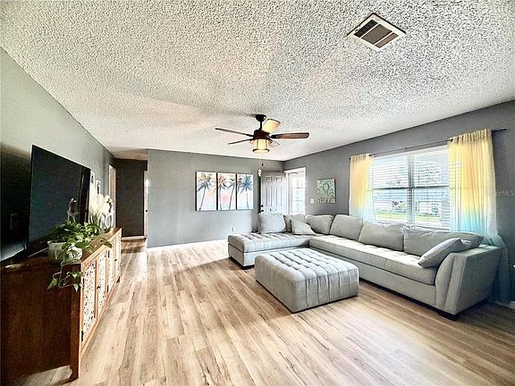 4th image of 4263 WELDON AVENUE