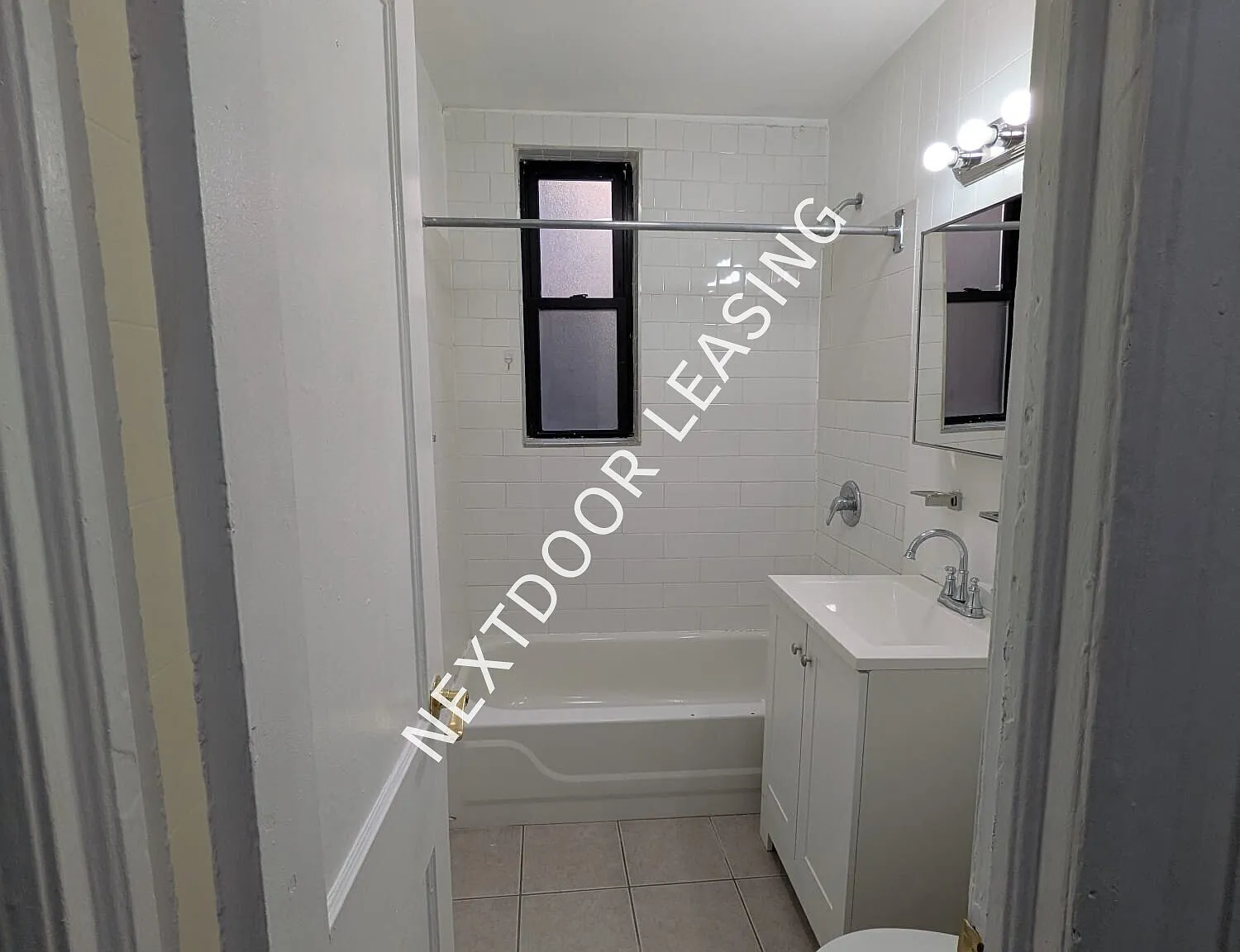 38 W 29th St — Photo 4