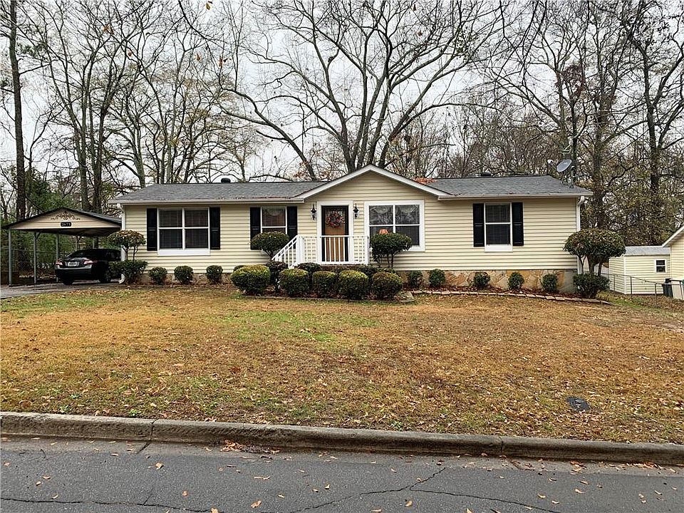 1st image of 2671 Lucas Dr