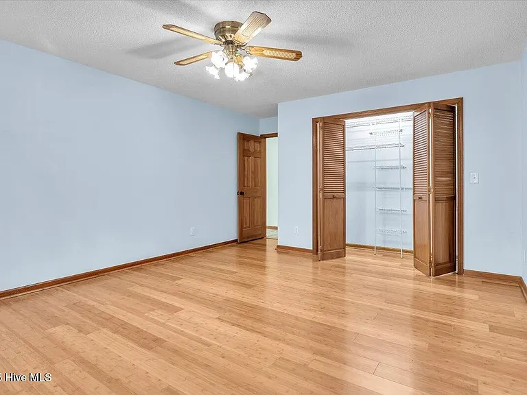 7071 Old Oak Rd NW — Photo 53