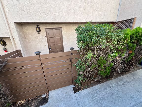 5th image of 1915 Marshallfield Ln Unit 3