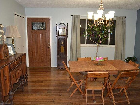 4th image of 8665 Abbot Cove Ave