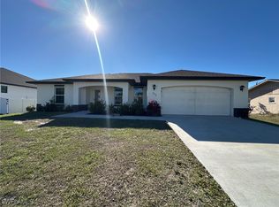 3916 SW 20th Pl, Cape Coral, FL 33914