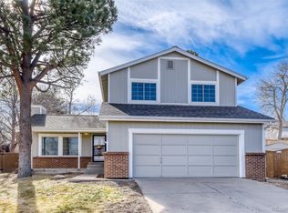 9090 Hunters Creek Street, Littleton, CO 80126