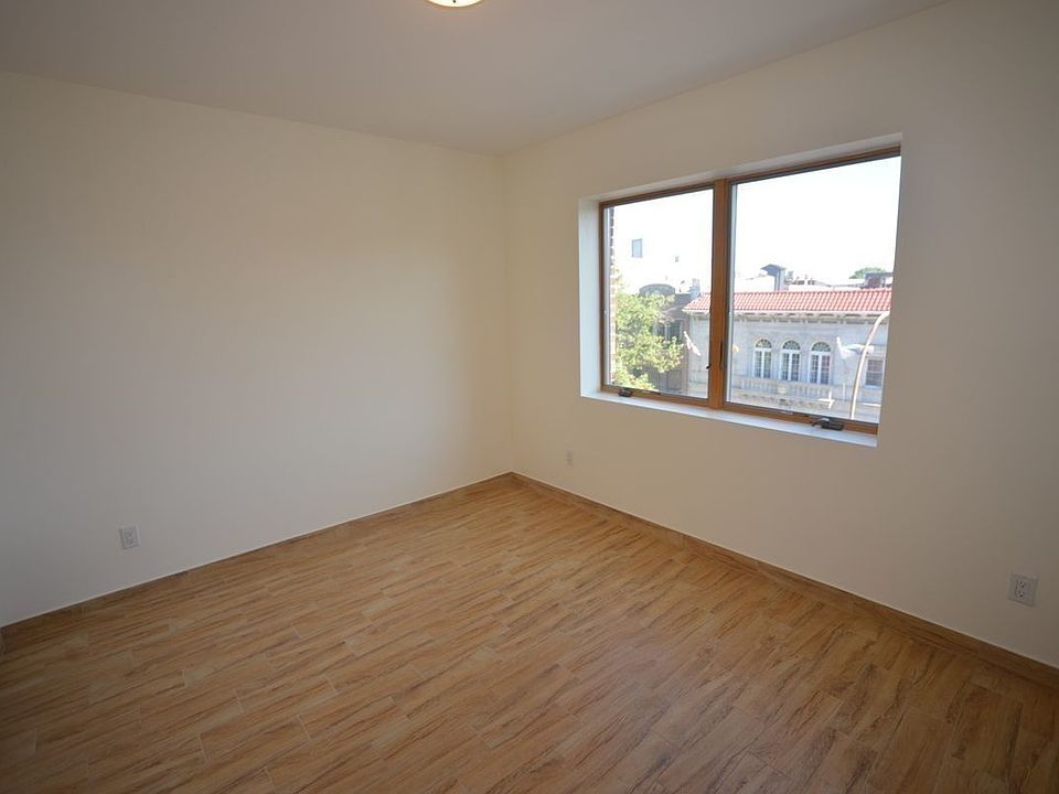 1st image of 37-12 31st Ave #4FC