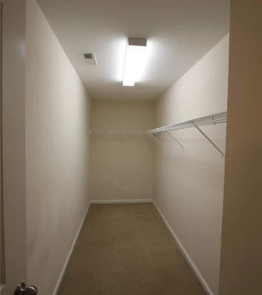 2132 Greencrest Cir — Photo 36