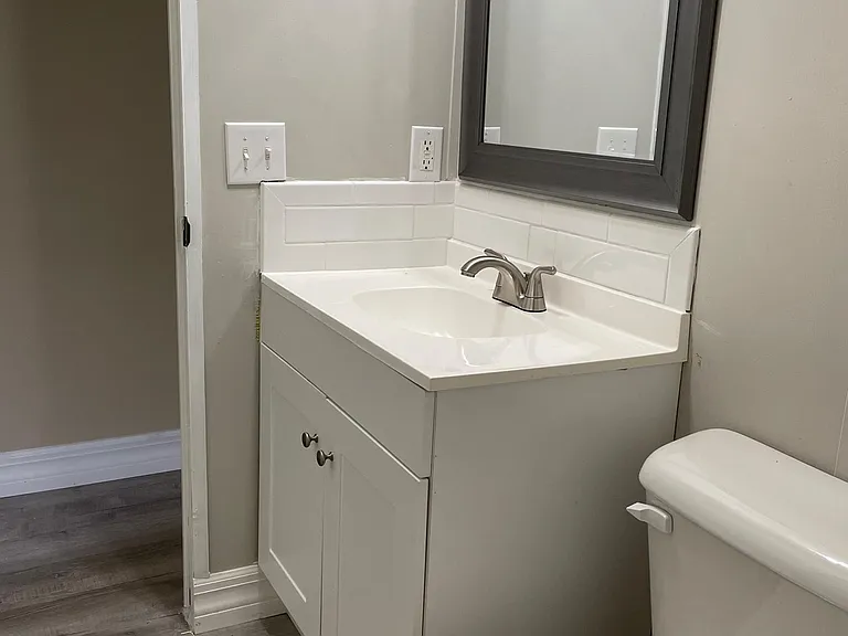 2nd Bathroom