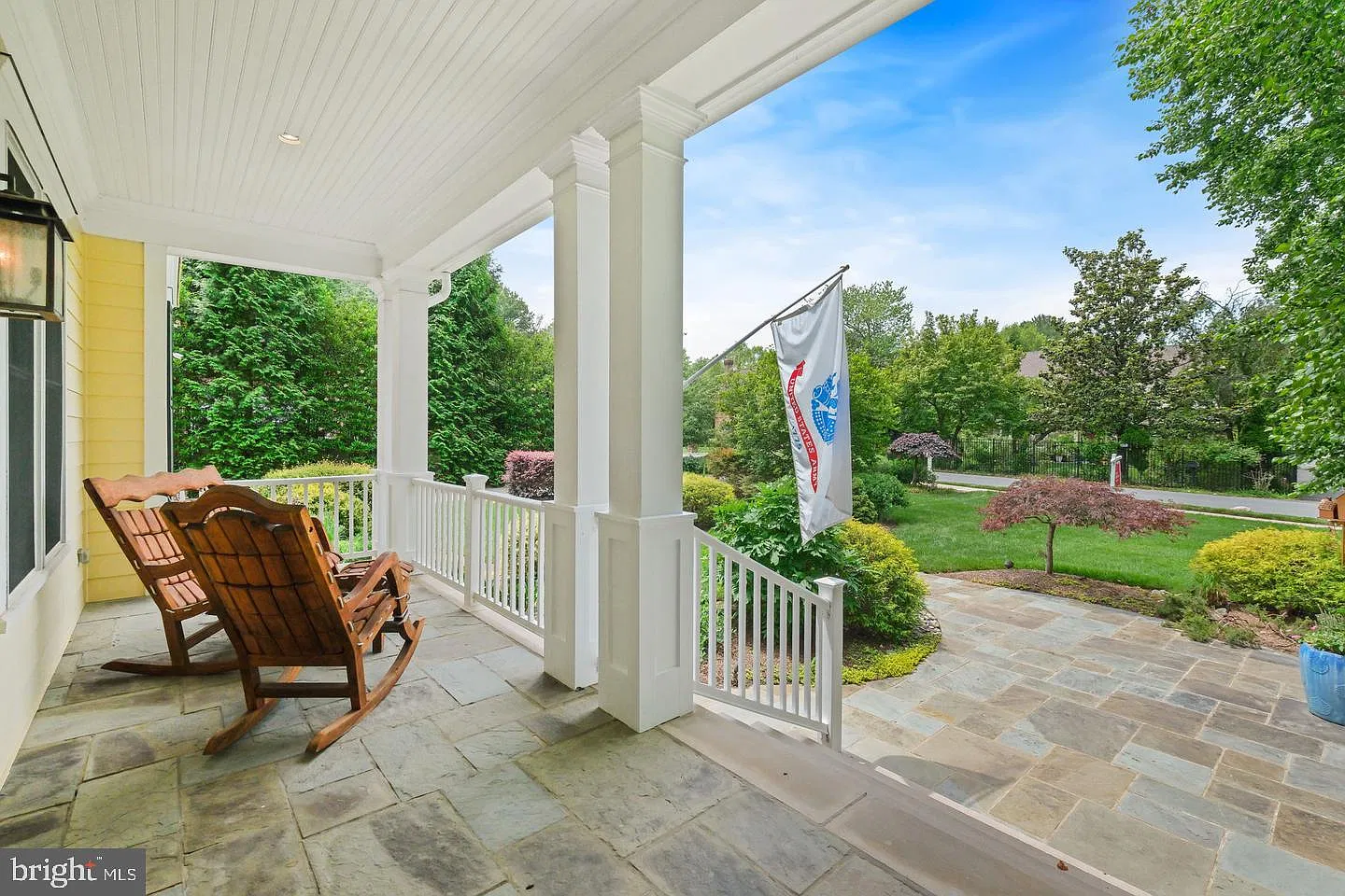 5 bed, 4.0 bath, 7690 sqft, $8,950 — Photo 4