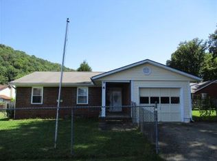 6 Francis Ct, Barboursville, WV 25504