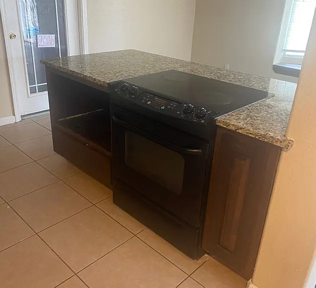 3421 Harold Dr — Photo 10