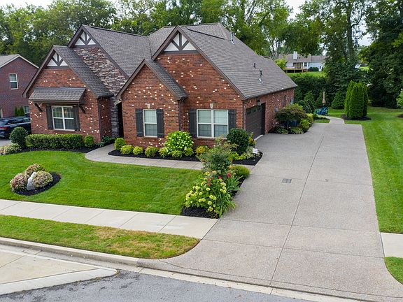4th image of 1087 Vinings Blvd