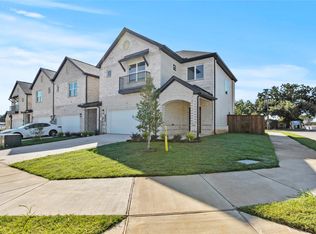 126 Homes Dr, Grand Prairie, TX 75050