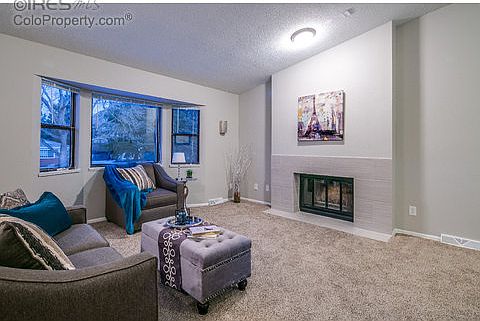 3rd image of 2443 Mountair Ln