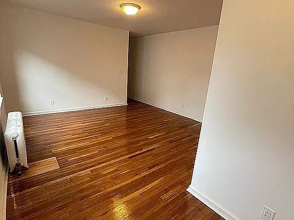 3rd image of 29-21 21st Ave Unit 1