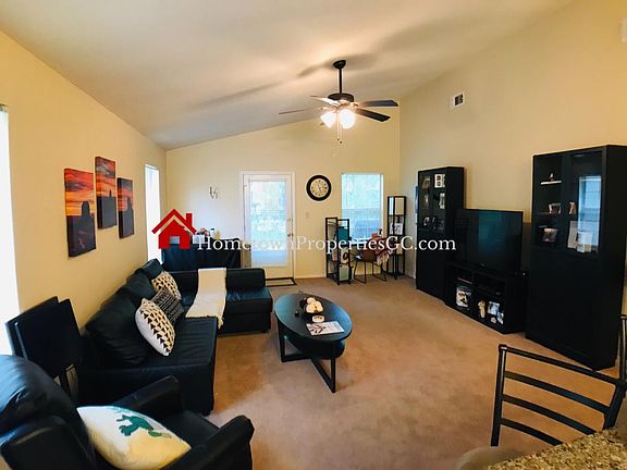 3rd image of 6931 Weatherwood Dr