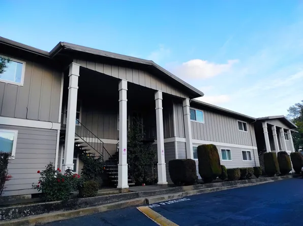 Krebs Apartments, 811 Young St #286-J, Woodburn, OR 97071