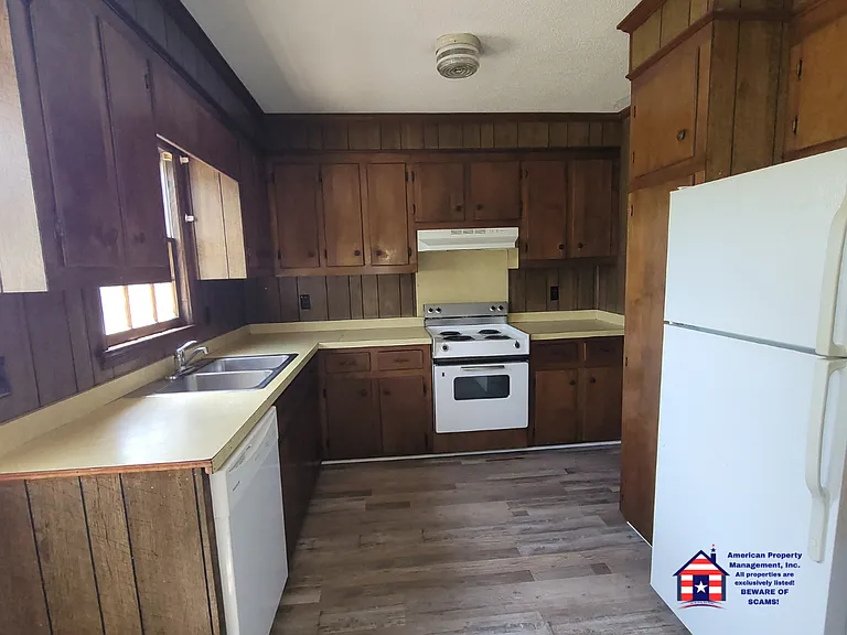 401 N Washington St #B — Photo 4