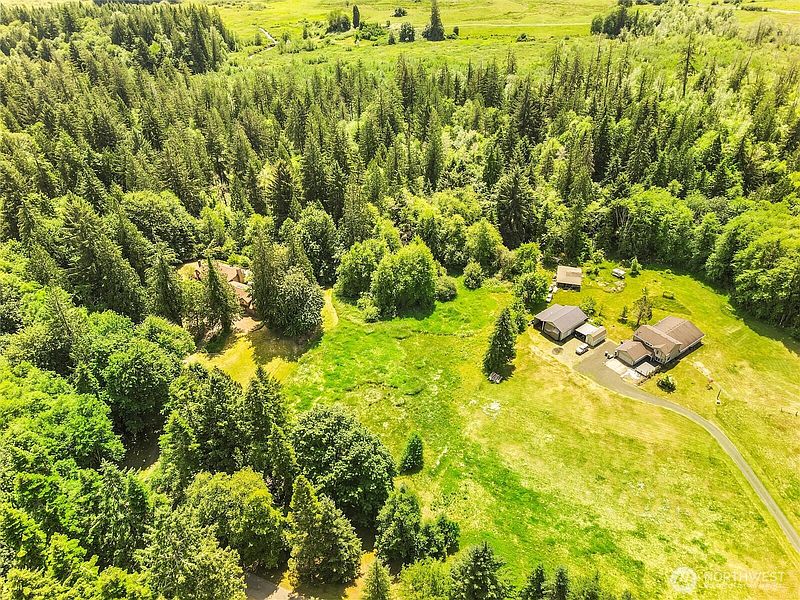 4th image of 7844 Delphi Road SW