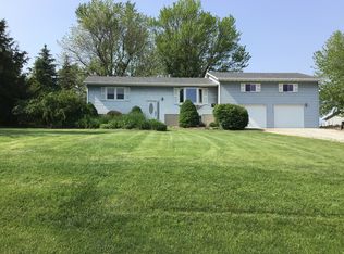 23800 220th St, Leon, IA 50144