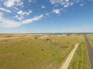 1322 Ogallala Beach Rd, Ogallala, NE 69153