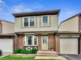1381 Georgetown Dr, Carol Stream, IL 60188