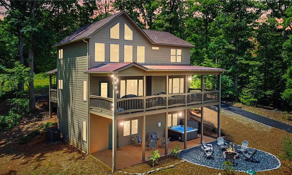 196 Grayson Point